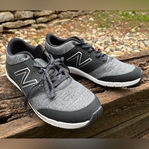 New Balance Gray and Black Sneakers Modern Athletic Design
